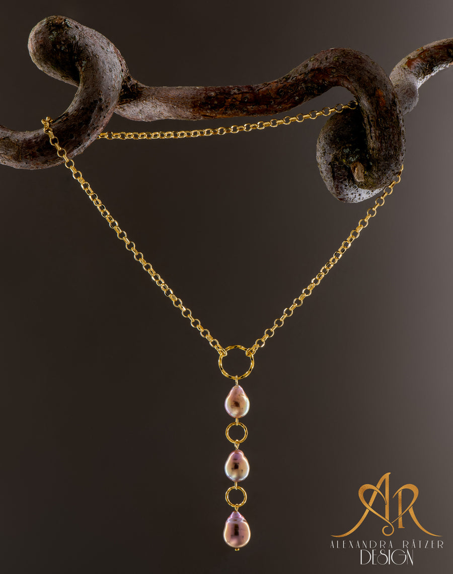 Lariat Halskette mit 3 grossen Perl Tropfen in besonders schönen Regen-Farben an facettierter Rolo kette (1)