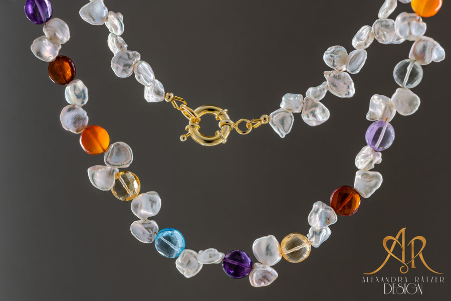 barocke keshi Perlenkette mit Edelsteinen